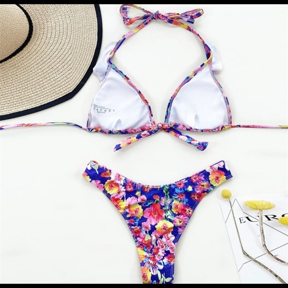 Bundle 5/$10 item!! Going out of business sale!! NWT floral bikini - Picture 3 of 3